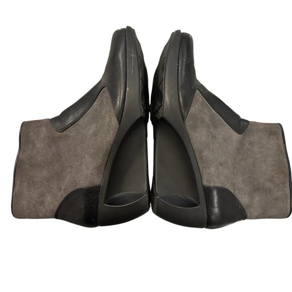 NAOT Women’s Black and Gray Leather and Suede Wedge Booties, NWIOB, Size 40 - Picture 2 of 11